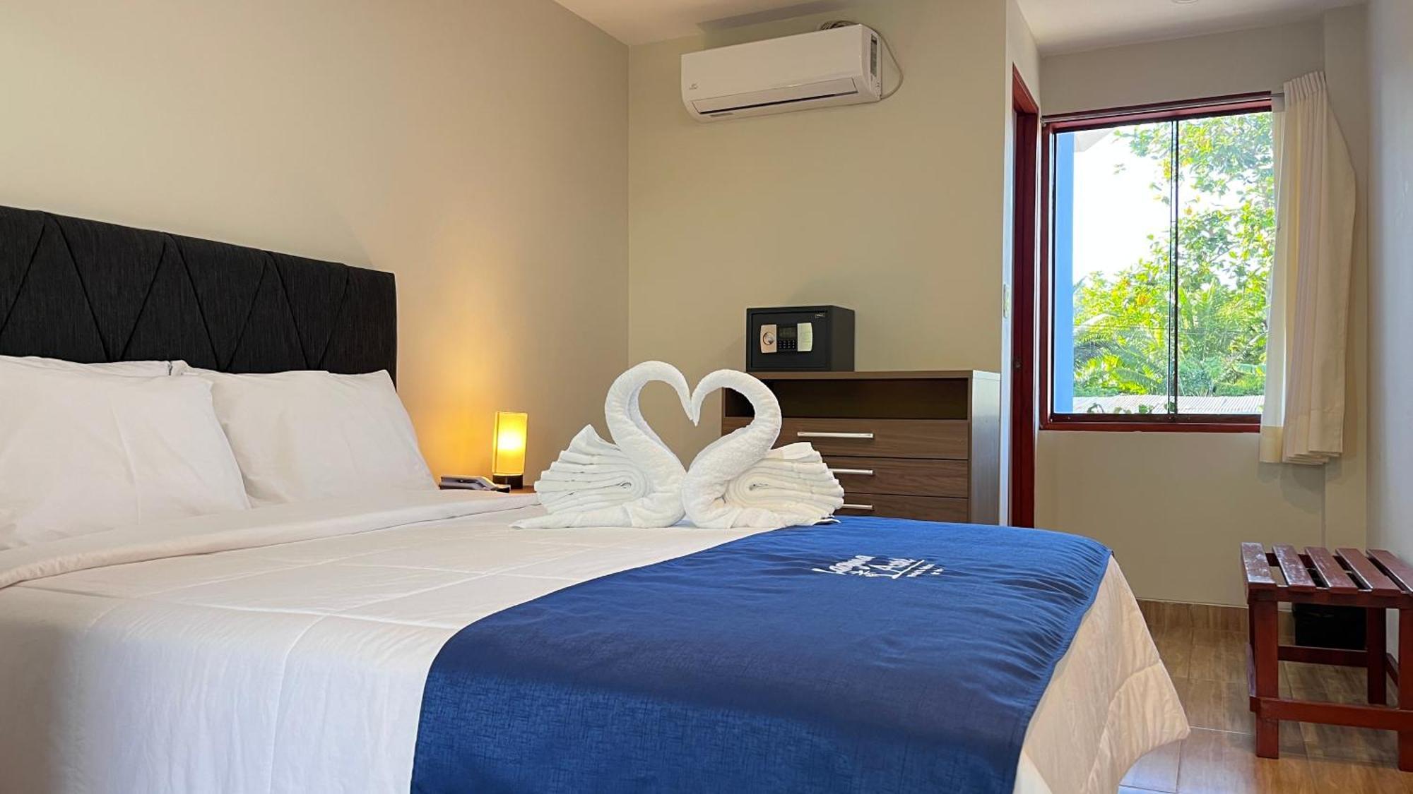Sauce Laguna Azul Hotel & Suites מראה חיצוני תמונה