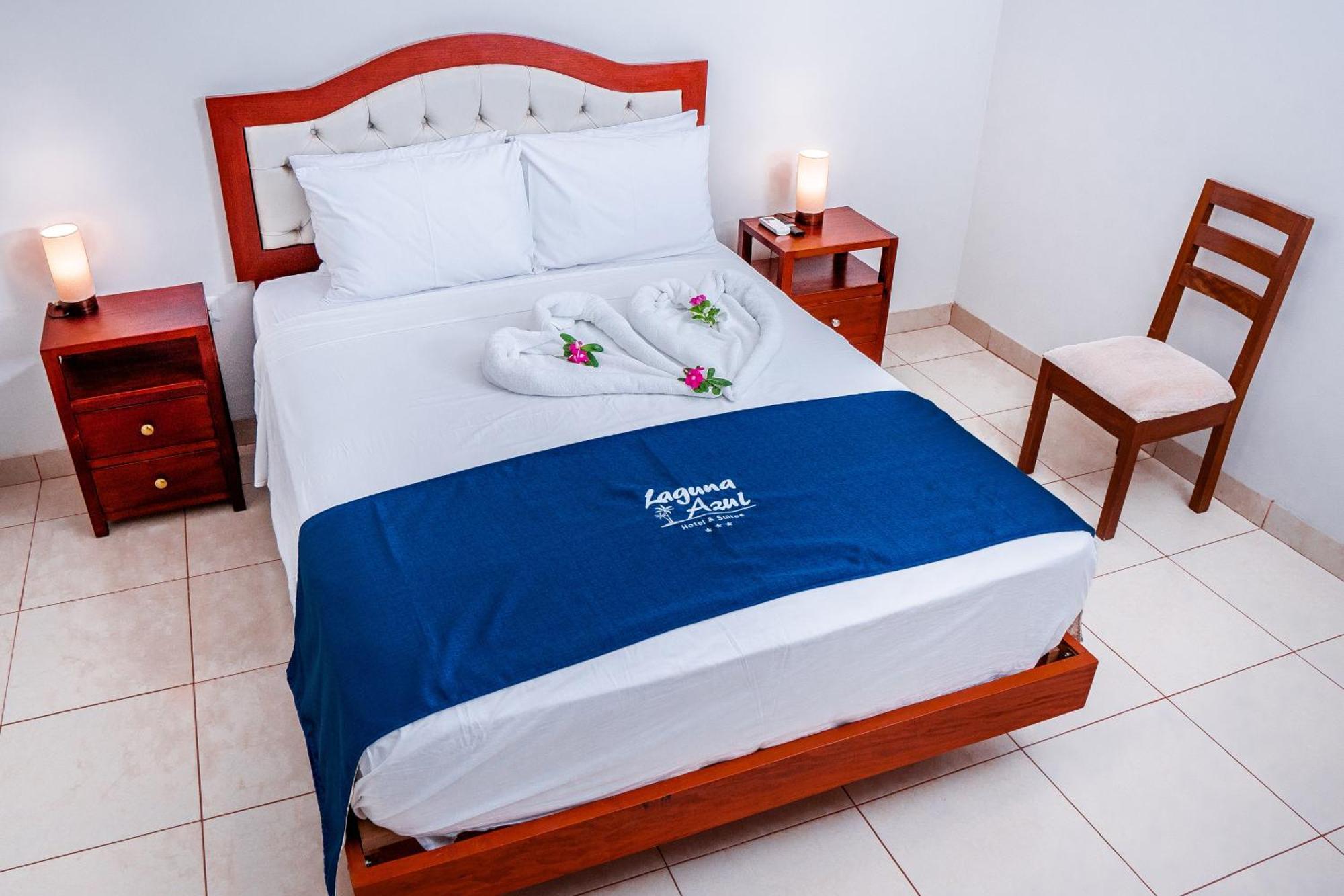 Sauce Laguna Azul Hotel & Suites מראה חיצוני תמונה