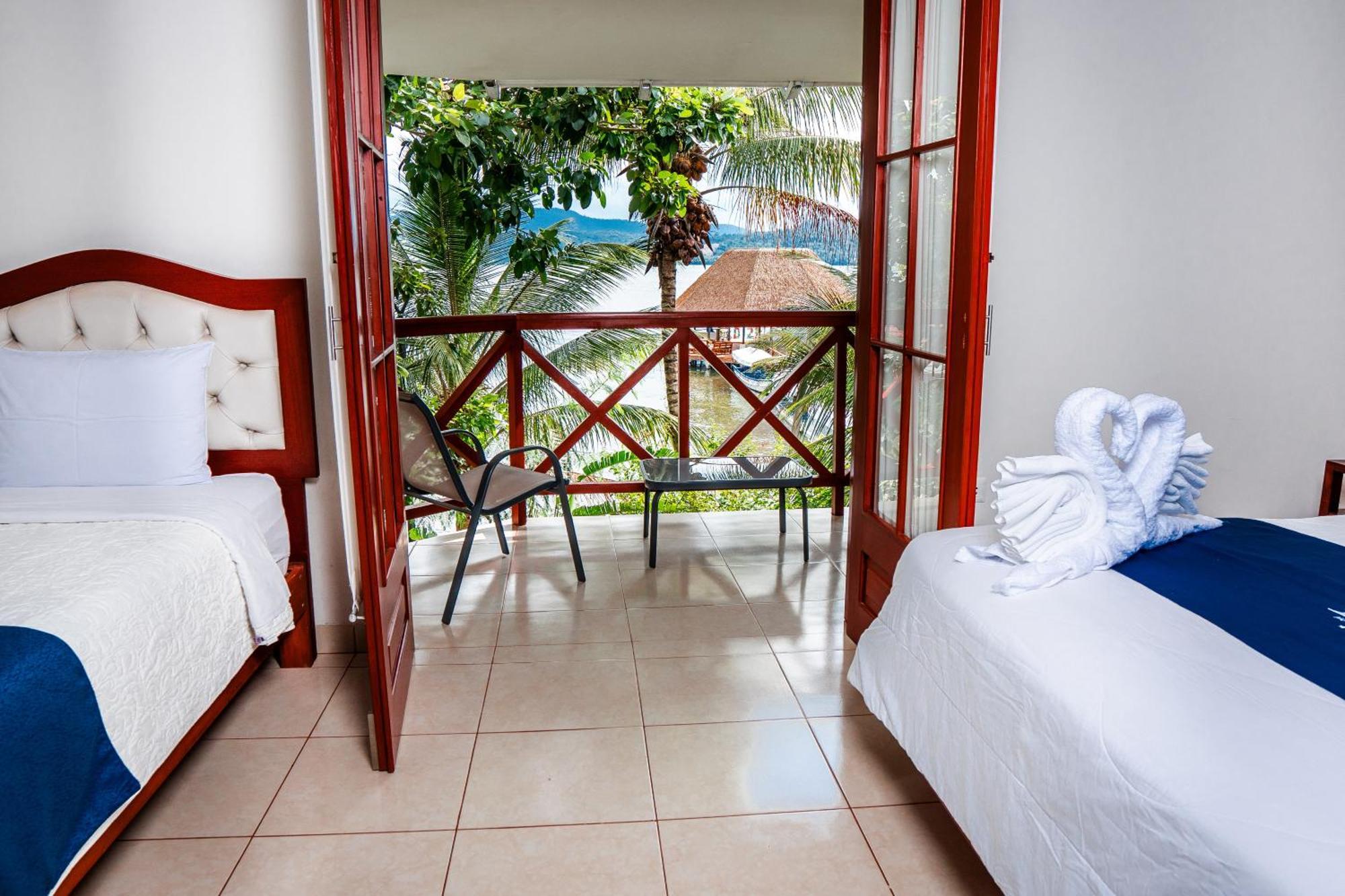Sauce Laguna Azul Hotel & Suites מראה חיצוני תמונה