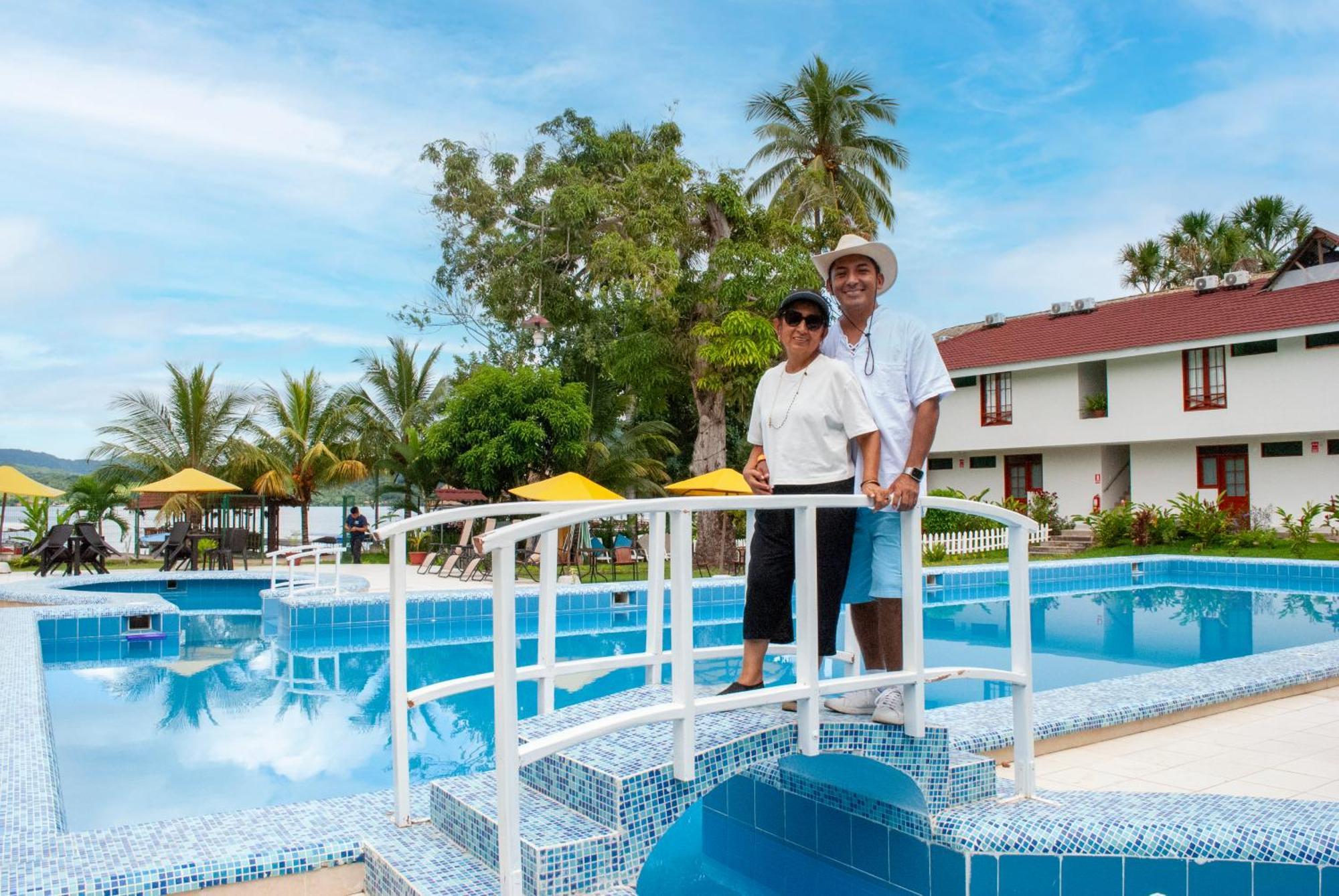 Sauce Laguna Azul Hotel & Suites מראה חיצוני תמונה